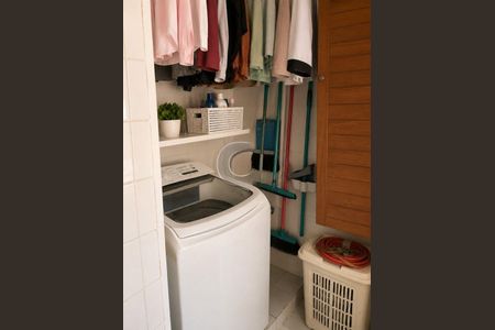 Apartamento à venda com 74m², 1 quarto e sem vaga