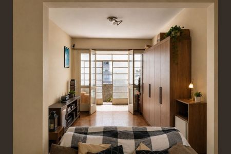 Apartamento à venda com 74m², 1 quarto e sem vaga