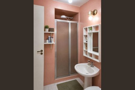 Apartamento à venda com 74m², 1 quarto e sem vaga