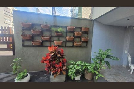 Apartamento à venda com 70m², 1 quarto e 1 vaga