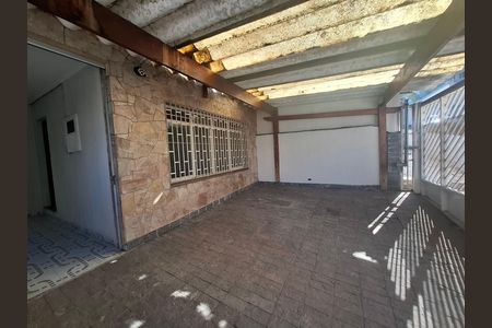 Casa à venda com 142m², 4 quartos e 2 vagas