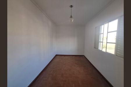 Casa à venda com 142m², 4 quartos e 2 vagas