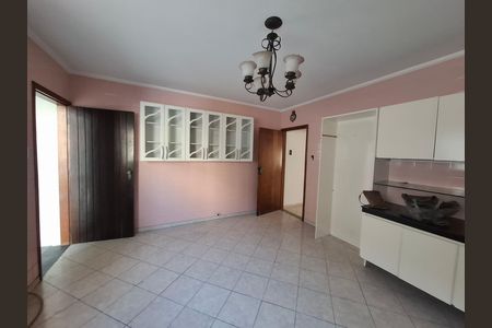 Casa à venda com 142m², 4 quartos e 2 vagas