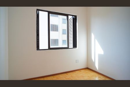 Apartamento para alugar com 115m², 3 quartos e sem vaga Apartamento para alugar com 115m², 3 quartos e sem vagaQuarto 1