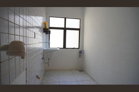 Apartamento para alugar com 115m², 3 quartos e sem vaga Apartamento para alugar com 115m², 3 quartos e sem vagaCozinha e Área de Serviço