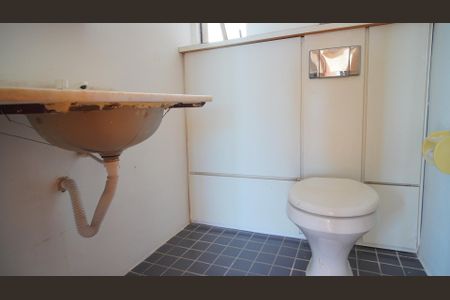 Apartamento para alugar com 115m², 3 quartos e sem vaga Apartamento para alugar com 115m², 3 quartos e sem vagaBanheiro