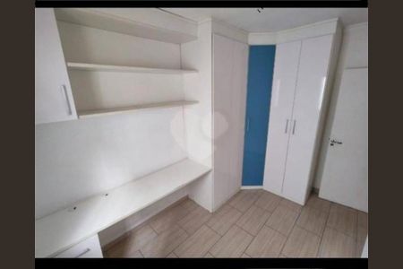 Casa à venda com 3 quartos, 100m² em Vila Brasil, São Paulo