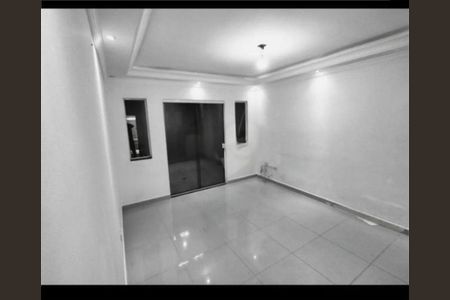 Casa à venda com 3 quartos, 100m² em Vila Brasil, São Paulo