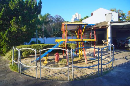 Apartamento para alugar com 246m², 4 quartos e 2 vagasÁrea comum - Playground