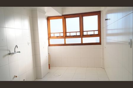 Apartamento para alugar com 246m², 4 quartos e 2 vagas Apartamento para alugar com 246m², 4 quartos e 2 vagasCozinha