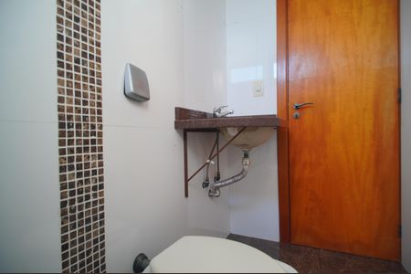 Apartamento para alugar com 246m², 4 quartos e 2 vagasBanheiro 1