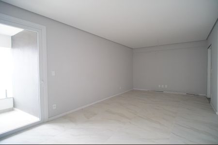 Sala de apartamento à venda com 3 quartos, 100m² em Morro do Espelho, São Leopoldo