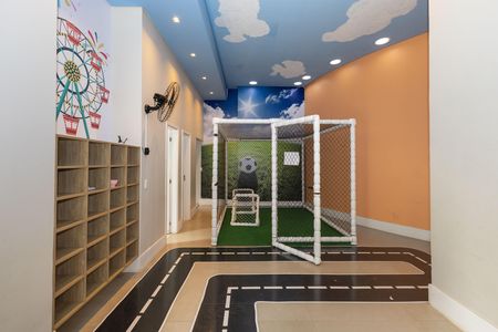 Apartamento para alugar com 105m², 2 quartos e 2 vagas Apartamento para alugar com 105m², 2 quartos e 2 vagasÁrea comum - Brinquedoteca