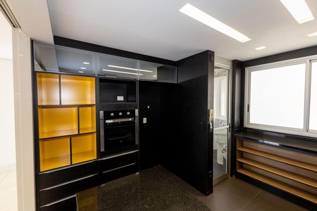 Apartamento para alugar com 105m², 2 quartos e 2 vagas Apartamento para alugar com 105m², 2 quartos e 2 vagasCozinha