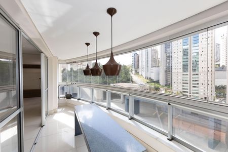 Apartamento para alugar com 105m², 2 quartos e 2 vagas