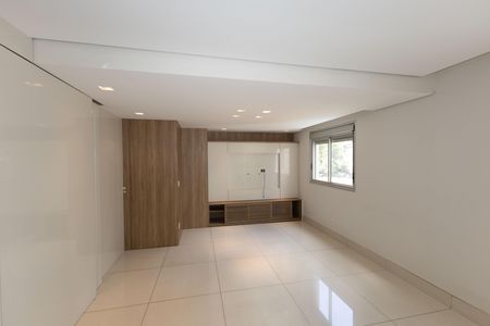 Apartamento para alugar com 105m², 2 quartos e 2 vagas