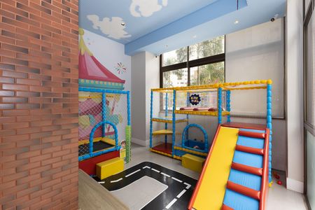 Apartamento para alugar com 105m², 2 quartos e 2 vagas Apartamento para alugar com 105m², 2 quartos e 2 vagasÁrea comum - Brinquedoteca