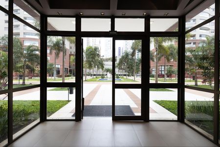 Apartamento para alugar com 105m², 2 quartos e 2 vagas Apartamento para alugar com 105m², 2 quartos e 2 vagasÁrea comum - Recepção do Prédio