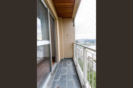 varanda de apartamento para alugar com 2 quartos, 68m² em Parque Taboao, Taboão da Serra