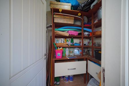 Casa para alugar com 450m², 3 quartos e 3 vagasHobby-Box