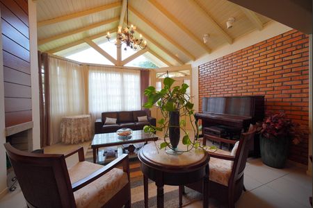 Casa para alugar com 450m², 3 quartos e 3 vagasSala