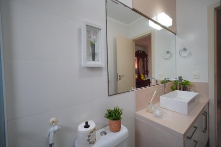 Casa para alugar com 450m², 3 quartos e 3 vagasBanheiro Social