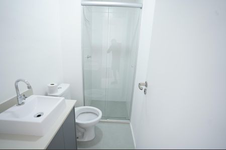 Apartamento para alugar com 61m², 3 quartos e 1 vaga Apartamento para alugar com 61m², 3 quartos e 1 vagaBanheiro social