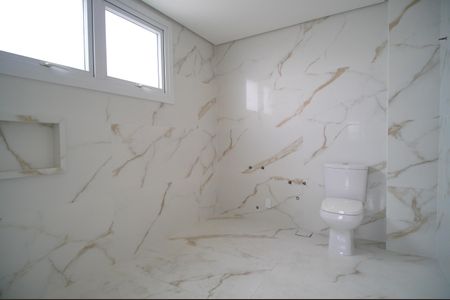 Apartamento para alugar com 329m², 3 quartos e 3 vagasBanheiro da Suíte 1