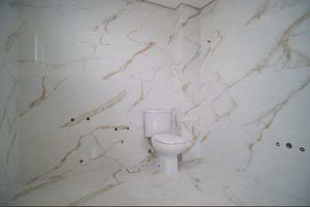 Apartamento para alugar com 329m², 3 quartos e 3 vagasBanheiro da Suíte 1