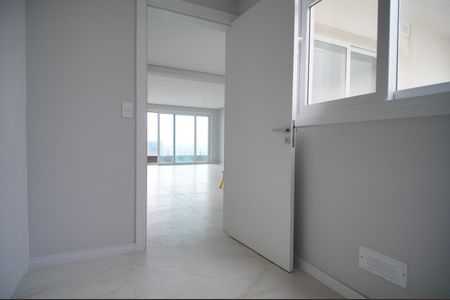 Apartamento para alugar com 329m², 3 quartos e 3 vagasÁrea de Serviço