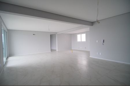 Apartamento à venda com 185m², 3 quartos e 3 vagasSala/Cozinha
