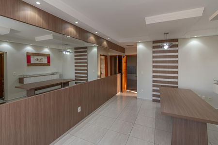 Apartamento para alugar com 65m², 2 quartos e 1 vaga Apartamento para alugar com 65m², 2 quartos e 1 vagaSala de Estar/Jantar