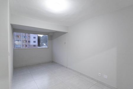 Apartamento para alugar com 84m², 3 quartos e 1 vagaSala