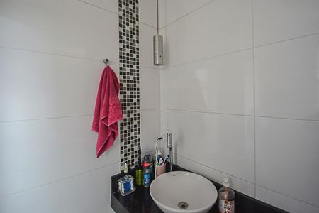 Apartamento para alugar com 62m², 3 quartos e 1 vaga Apartamento para alugar com 62m², 3 quartos e 1 vagaBanheiro da Suíte