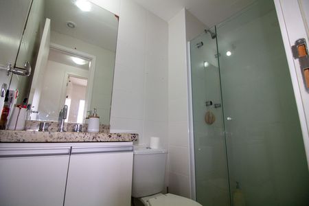 Banheiro de apartamento à venda com 1 quarto, 47m² em Jardim Santo Amaro, São Paulo