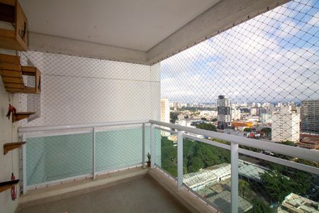 Apartamento para alugar com 47m², 1 quarto e 1 vagaVaranda