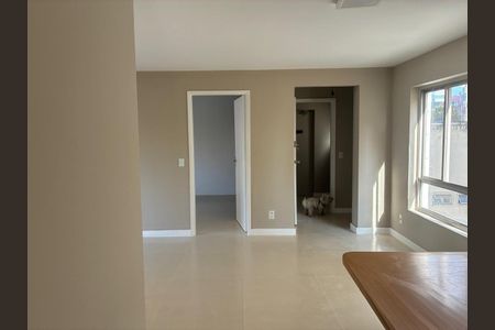Apartamento à venda com 157m², 3 quartos e 1 vagaSala