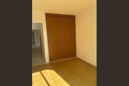 Apartamento à venda com 157m², 3 quartos e 1 vagaQuarto