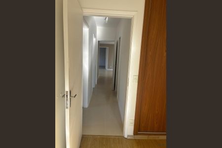 Apartamento à venda com 157m², 3 quartos e 1 vagaBanheiro