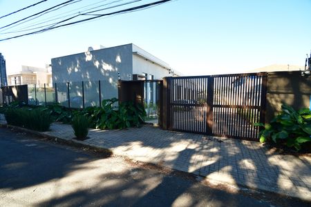 Casa de condomínio para alugar com 150m², 3 quartos e 2 vagasFachado do condomínio