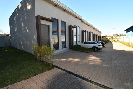 Casa de condomínio para alugar com 150m², 3 quartos e 2 vagasFachada