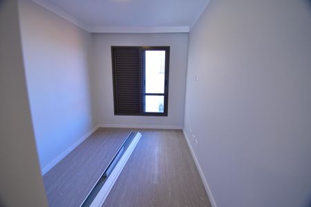 Casa de condomínio para alugar com 150m², 3 quartos e 2 vagasQuarto 2 - Suíte