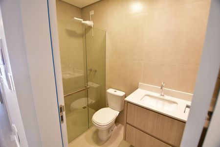 Casa de condomínio para alugar com 150m², 3 quartos e 2 vagasBanheiro Suíte