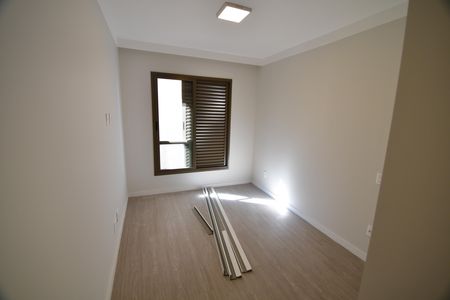 Quarto 1 - Suíte de casa de condomínio para alugar com 3 quartos, 150m² em Parque dos Jacarandás, Campinas
