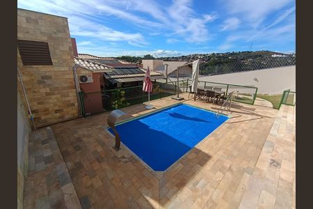 Casa à venda com 175m², 3 quartos e 2 vagas