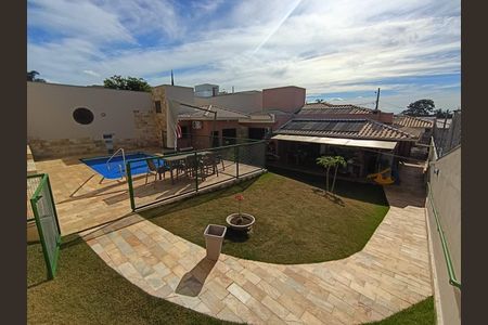Casa à venda com 175m², 3 quartos e 2 vagas