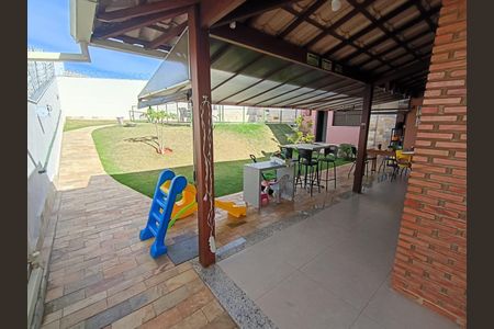 Casa à venda com 175m², 3 quartos e 2 vagas