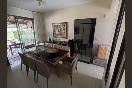 Casa à venda com 175m², 3 quartos e 2 vagas