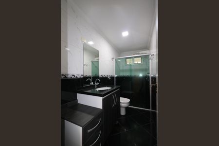 Apartamento à venda com 85m², 2 quartos e 1 vagaBanheiro Social