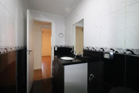 Apartamento à venda com 85m², 2 quartos e 1 vagaBanheiro Social